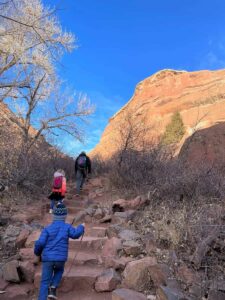 What to pack on day hike in Red Rocks
