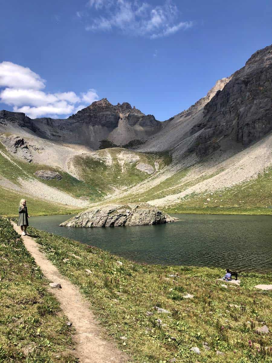 girl hiking at Island Lake