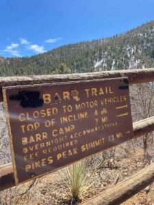 Barr Trail sign