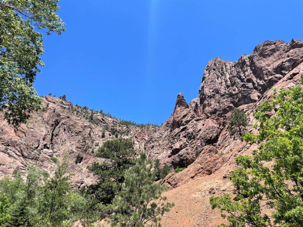 Hike Seven Falls with Kids in Colorado Springs | Raising Hikers