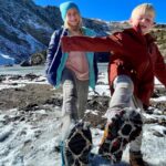 How to Dress Kids for Winter Hikes – from Head to Toe