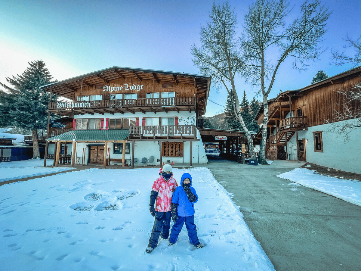 Kids in front of Alpine Lodge in Red River, New Mexico