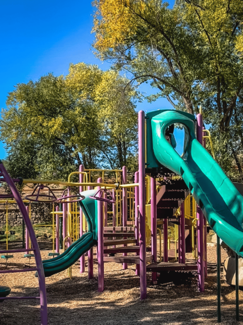 Travel Guide to Glenwood Springs with Kids | Raising Hikers
